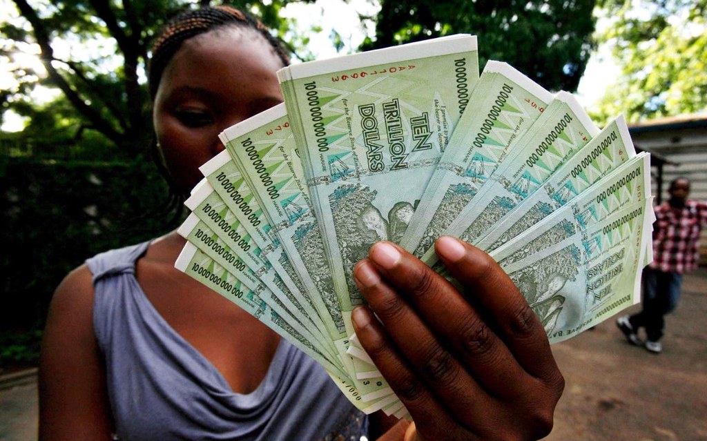 '2176130_The_Reserve_Bank_of_Zimbabwe_introduces_10_20_50_and_100_trillion_Zimbabwe_dollar_notesepa01-xlarge_trans++x9qSHbeosvxfwsJrZyLDI3antVQi3GJ85Q-Ov6ogfk4' by ビッグアップジャパン